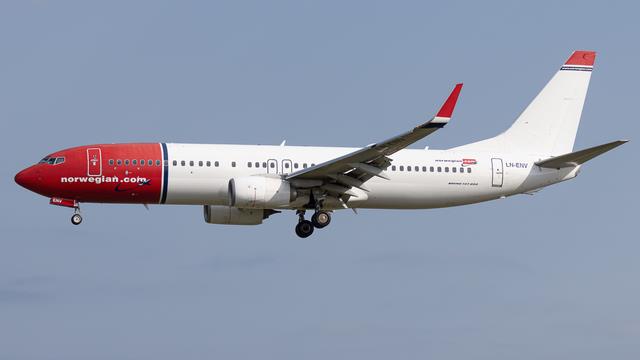 LN-ENV:Boeing 737-800:Norwegian Air Shuttle
